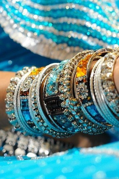 Восточные украшения.