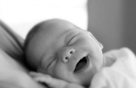 Бывает прижмешься к этому маленькому мирно сопящему созданию, слышишь сердцебиение и чувствуешь этот сладкий запах… И в этот момент понимаешь, это самое большое счастье которое подарил Бог! Бывает прижмешься к этому маленькому мирно сопящему созданию, слышишь сердцебиение и чувствуешь этот сладкий запах… И в этот момент понимаешь, это самое большое счастье которое подарил Бог!