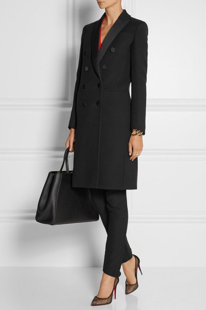 С чем носить черное пальто