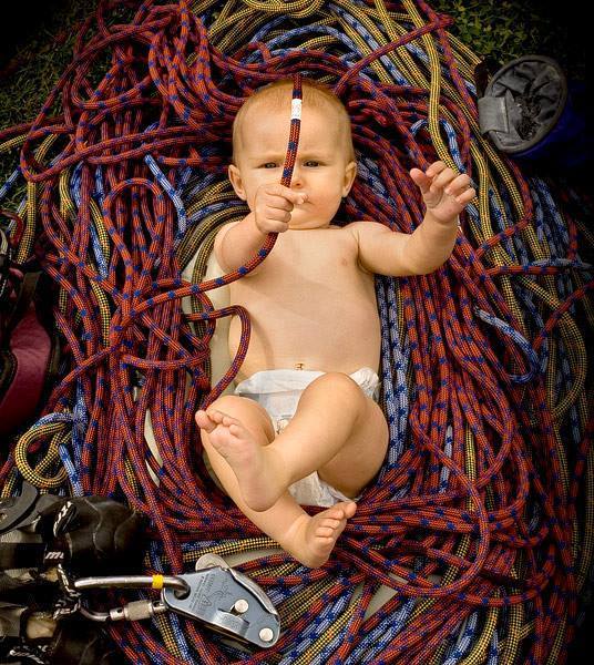 Приучай к правильным игрушкам с детства.