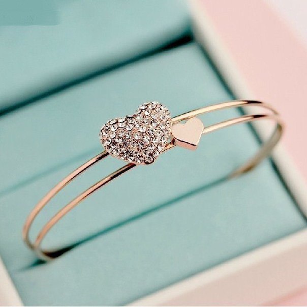 Очень красивые браслеты. 