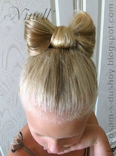 Бант из волос