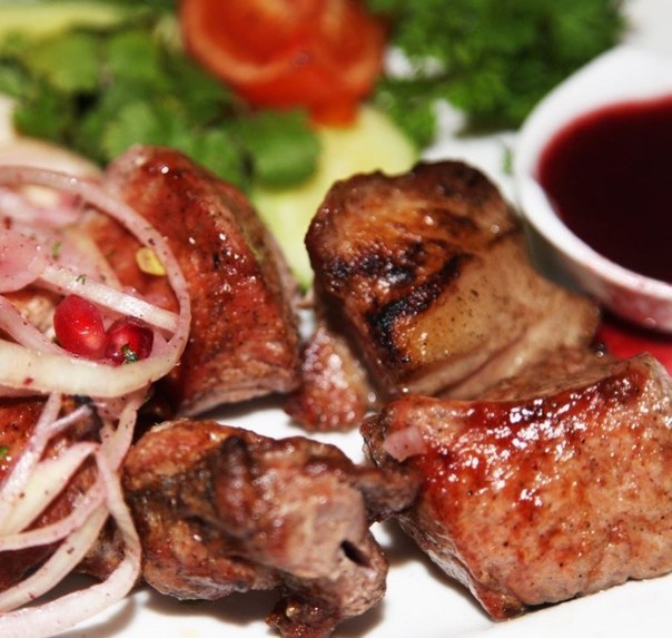 Шашлык из телятины в гранатовом соке