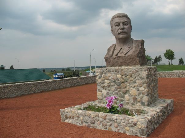 В Белоруссии помнят вождя...