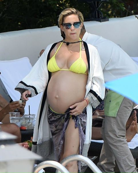 Папарацци сфотографировали беременную Кейт Хадсон! 