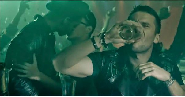 Кадр из клипа Сергея Лазарева.