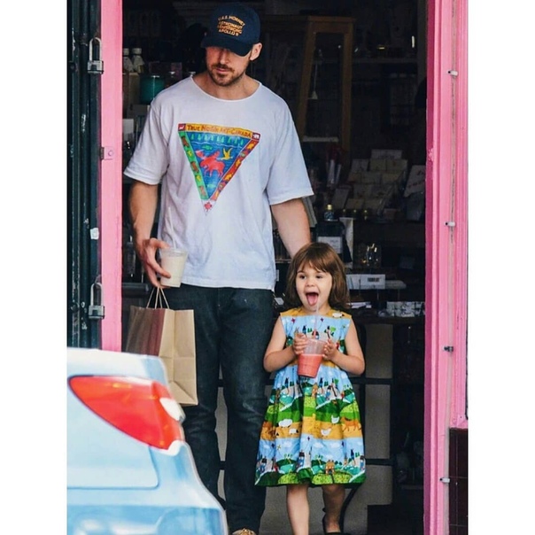 Порция умиления в ваши ленты: Райан Гослинг с дочкой. 