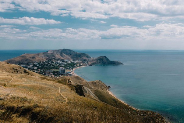 ОКРЕСТНОСТИ П. ОРДЖОНИКИДЗЕ. КРЫМ.