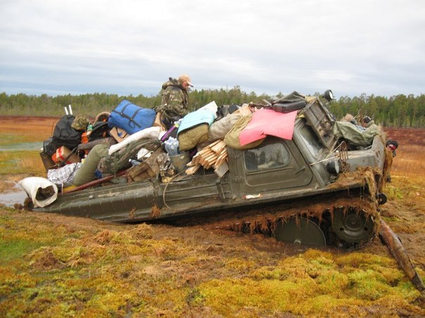 Он знал короткую дорогу.