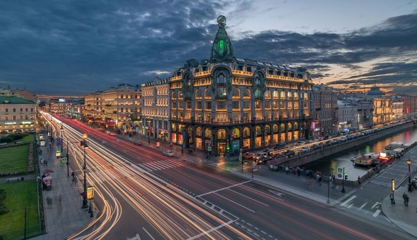 Таксист в Санкт-Петербурге заставил мексиканку заплатить 6000 рублей за поездку по Невскому