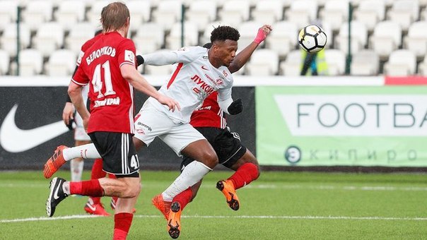 Травмы без конца. У Зе Луиша снова проблемы