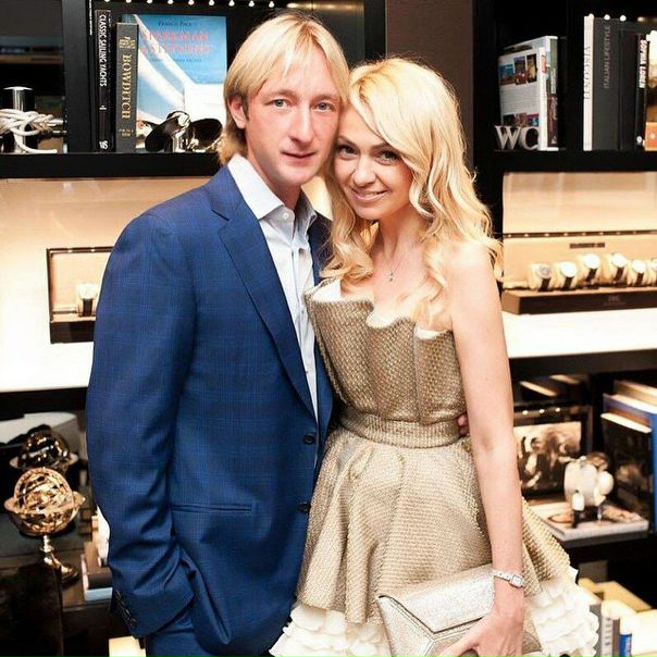 Евгений Плющенко экстренно госпитализирован.