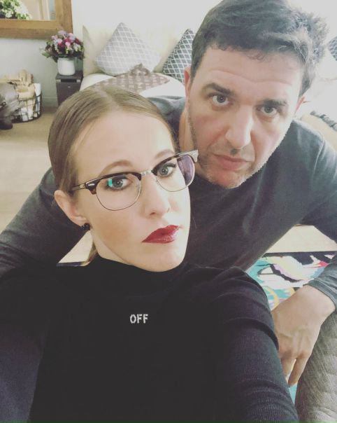 Ксения Собчак улетела на отдых в США с подругами!