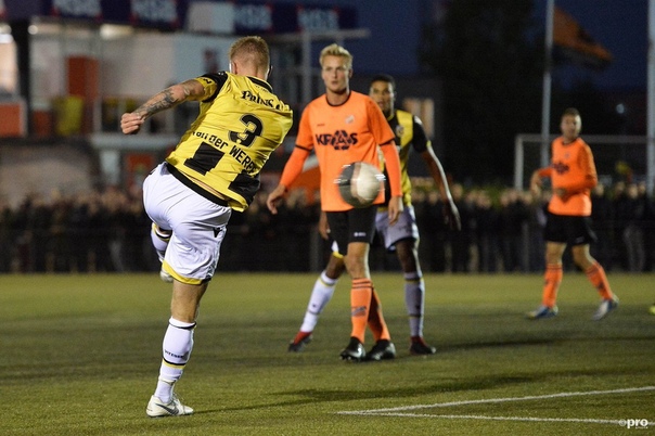  Первая победа Слуцкого в Кубке Голландии