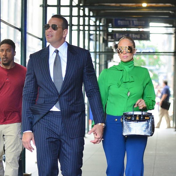 Дженнифер Лопес и Алекс Родригес вернулись в Нью-Йорк после отпуска 