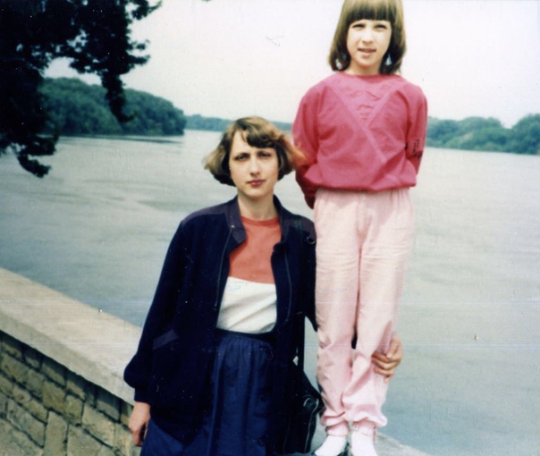 Яна Чурикова присоединилась к поздравлениям! 