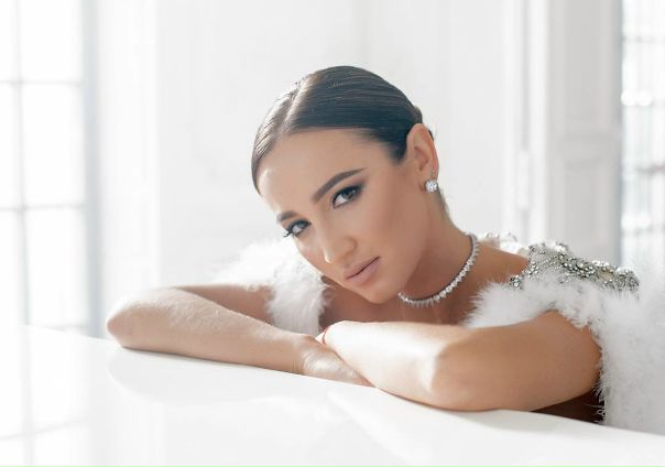 Ольга Бузова подарила поклонников за поддержку!