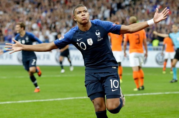 Гвардьола положил конец слухам о переходе Мбаппе в 