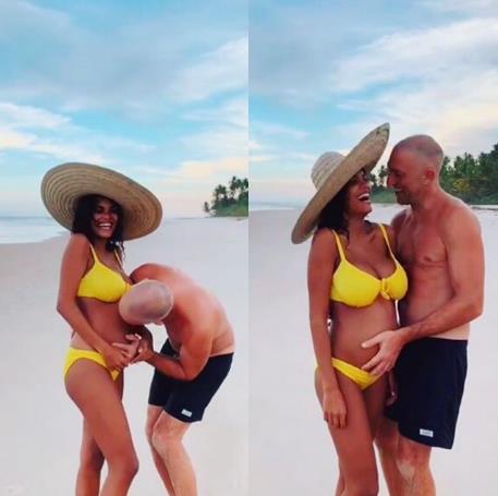 Все уже в курсе, Тина Кунаки и 52-летний Венсан Кассел ждут малыша!