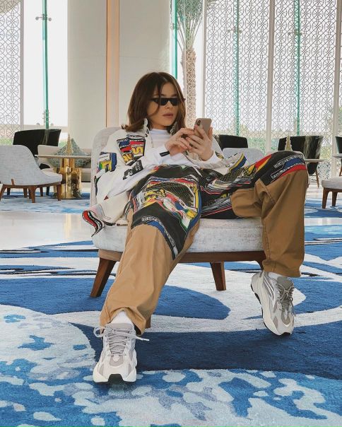 А как вам такой look Елены Темниковой