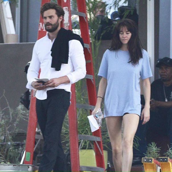 Джейми Дорнан и Шейлин Вудли на съёмках нового фильма.