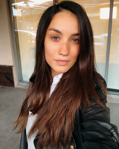 Виктория Дайнеко просит совета!