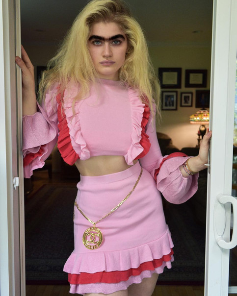 София Хаджипантели cнялась в фотосессии в романтическом образе!