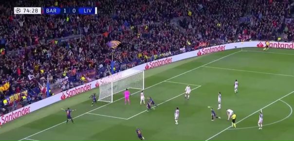 Месси отправил второй мяч в ворота 