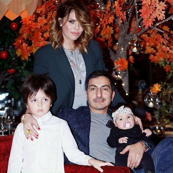 Анастасия Стоцкая поделилась семейным снимком!