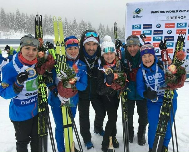 Мужская и женская сборная России по биатлону выиграли сегодня 2 эстафеты!