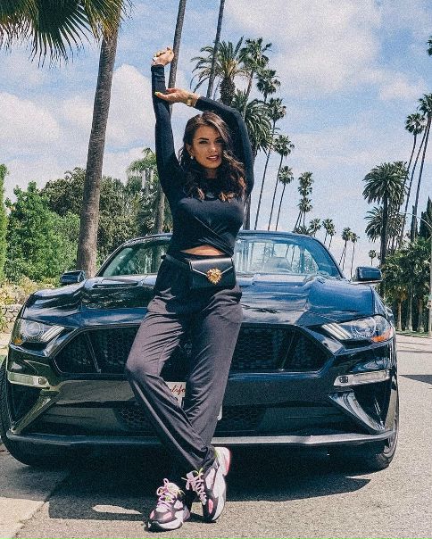 Катя Жужа тайно вышла замуж за сына миллионера в Америке.