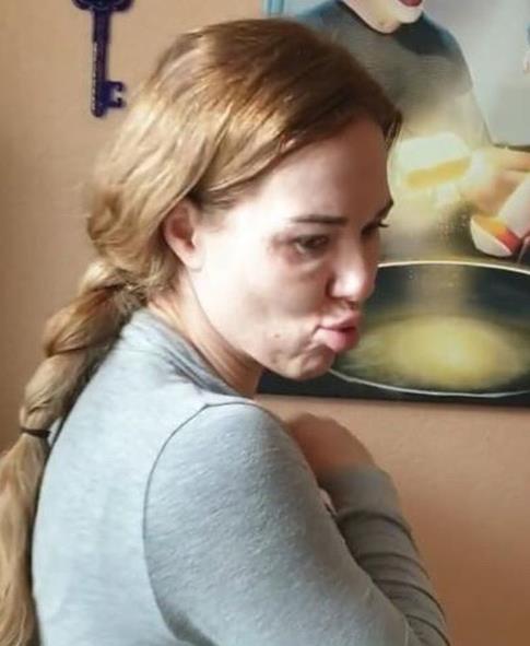 Мася Шпак без фотошопа.