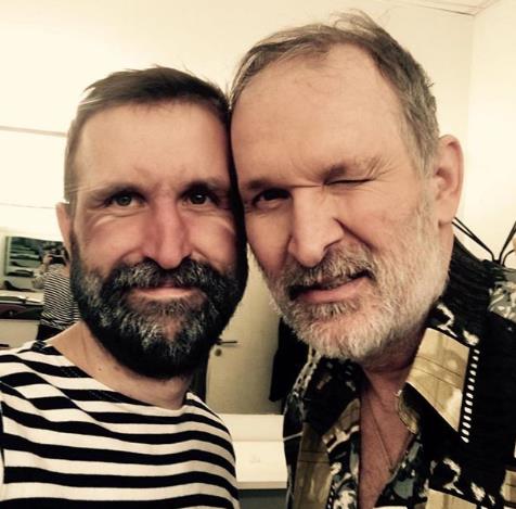 Фёдор Добронравов показал сына.