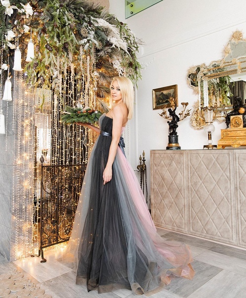 Яна Рудковская в платье за 400 тысяч рублей!