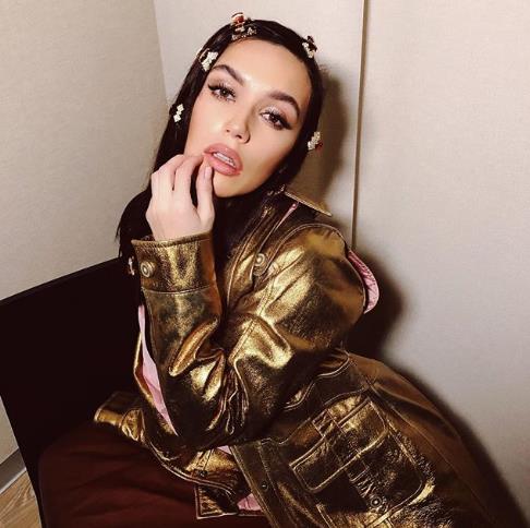 Ольга Серябкина вчера завершила работу над своим первым сольным альбомом.