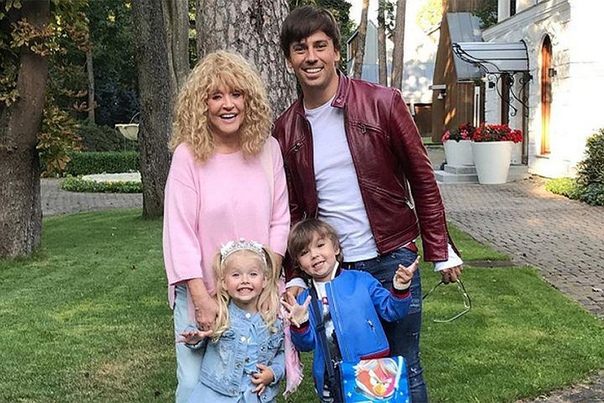 Стало известно, что Алла Пугачева и Максим Галкин тратят на образование детей... 6 миллионов рублей в год.