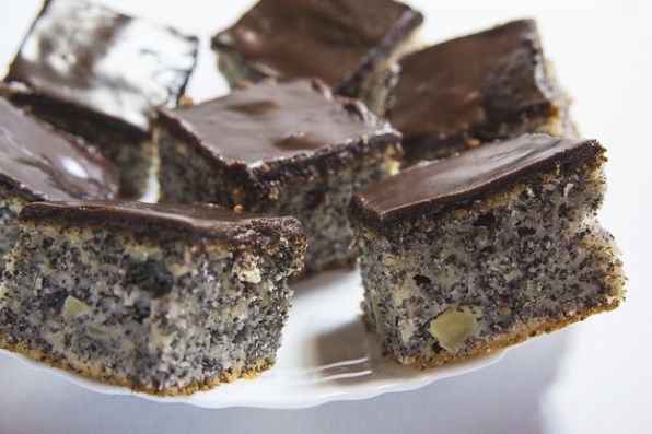 ДОМАШНИЙ ПИРОГ С МАКОМ 