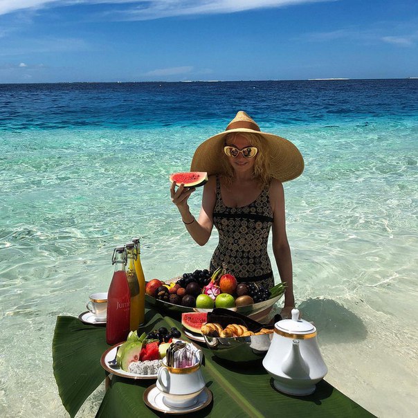 Что с купальником Яны Рудковской