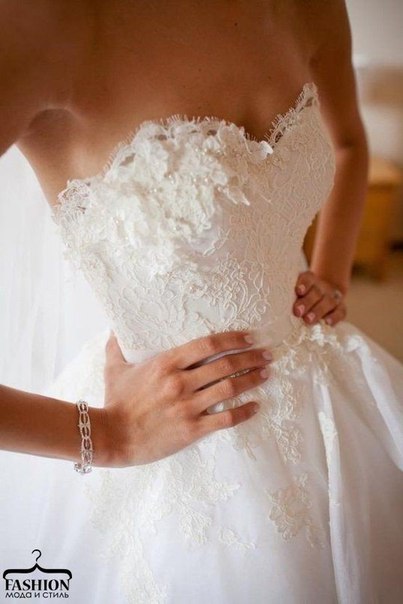 Красивые корсеты свадебных платьев