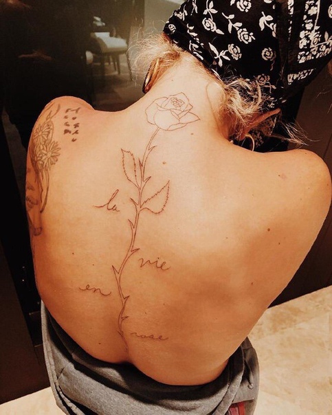 Леди Гага сделала новое тату.