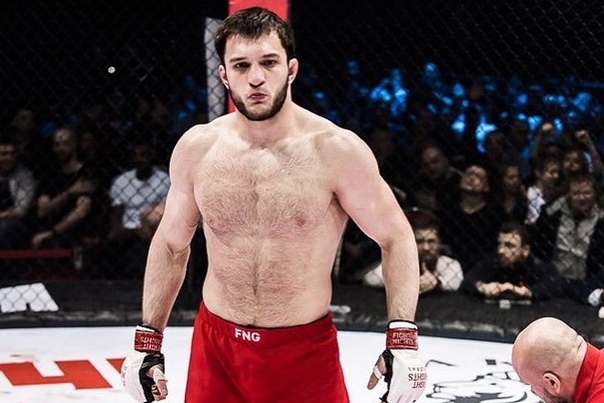 Российский боец UFC отстранен на два года 