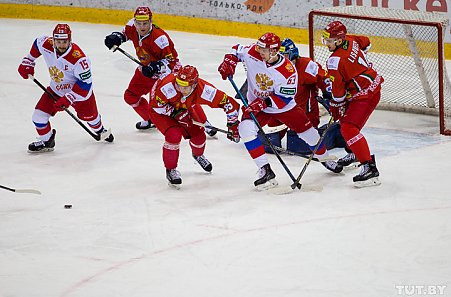 Олимпийская сборная России победила Белоруссию благодаря дублю Жафярова 
